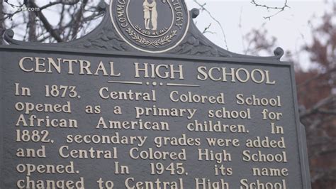 How Two Kentucky Schools Helped Educate Blacks
