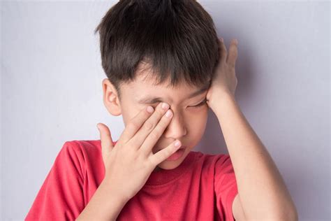Eye Irritation In Children 5 Common Causes And Home Remedy Tips