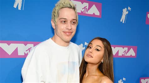Ariana Grande Posts About Painful And Yet Beautiful Life After Split