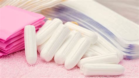Woman Claims To Find Hook Inside Tampon Calls Companys Alleged