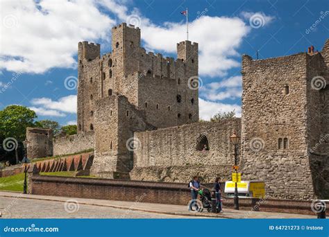 Rochester Castle 12th Century Castle And Ruins Of Fortifications Kent