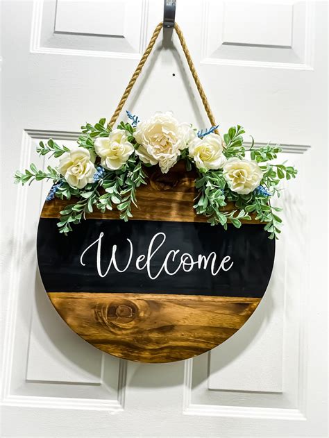 Wooden Welcome Sign With Flowers Etsy
