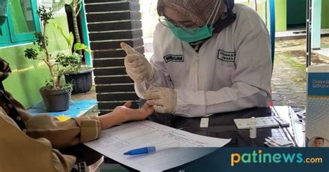 Lihat lowongan kerja di jora. Rapid Test, 35 Pegawai Puskesmas Pucakwangi II Tunjukkan ...