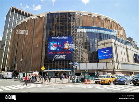 entrance to pennsylvania station and madison square garden New York City USA Stock Photo - Alamy