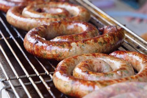 Bratwurst - German Sausage Brats: Nutrition, How to Cook, Where to Buy ...