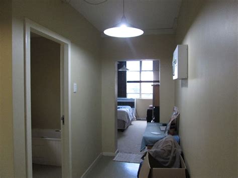 Spacious Bachelors Apartment For Rent In Sec Berea Durban