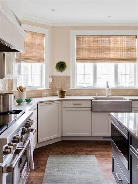 Round Kitchen Islands Pictures Ideas And Tips From Hgtv Hgtv