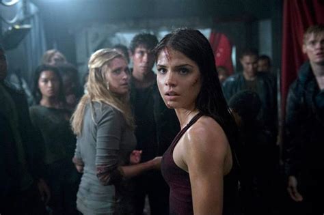 1×07 The 100 France