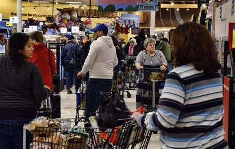 California Grocery Workers Vote On Strike Authorization Hr News Ethrworld