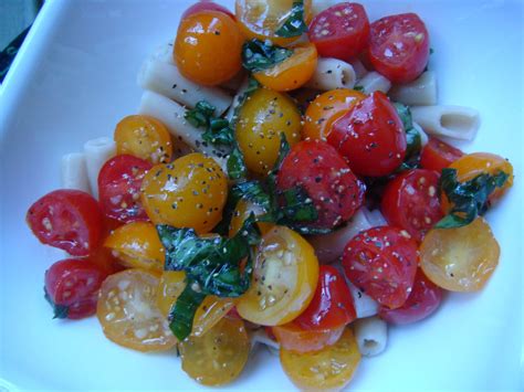 We did not find results for: Yummy fresh "tomato sauce" smothering gluten-free pasta ...