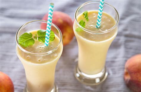 It can also be conveniently added to. 12 Low Calorie Smoothies | Blendtec Blog