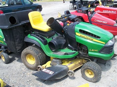 John Deere La 145 Lawn And Garden And Commercial Mowing John Deere