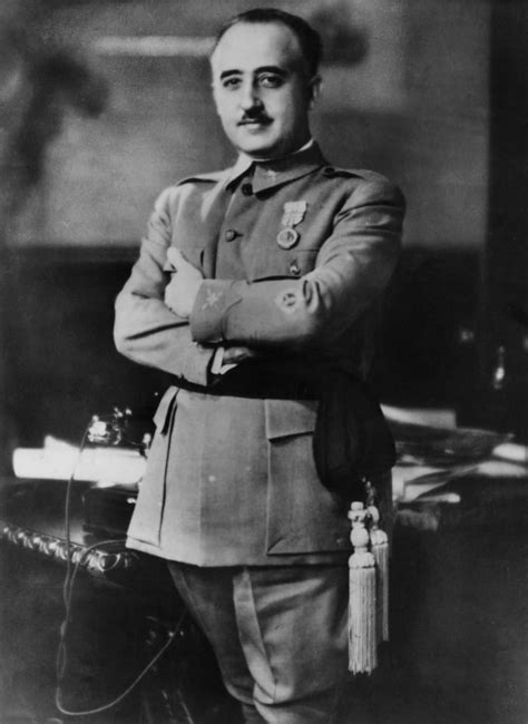 General Francisco Franco History 18 X 24