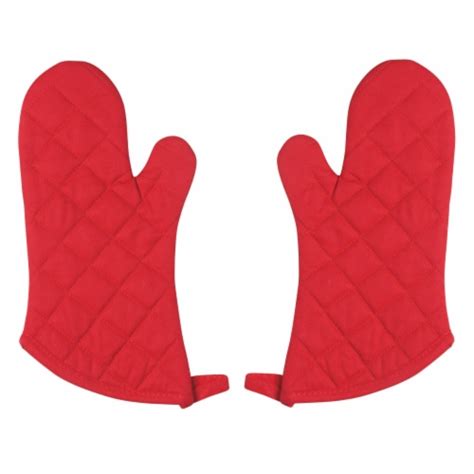 Now Designs Heat Resistant Quilted Oven Mitts Solid Red Set Of 2 Set Of 2 Qfc