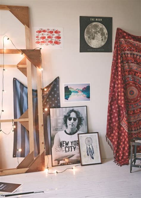 When i accidentally stumbled onto these blueprints from pinterest, i thought, why not make my own bed. Urban Outfitters | Urban outfitters bedroom, Dorm room ...