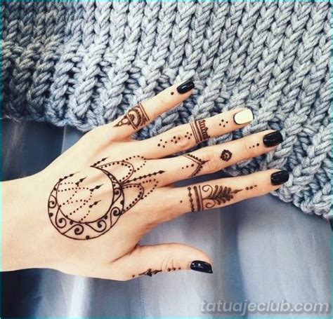 40 Hermosos Y Sencillos Diseños De Henna Para Manos Henna Tattoo Hand