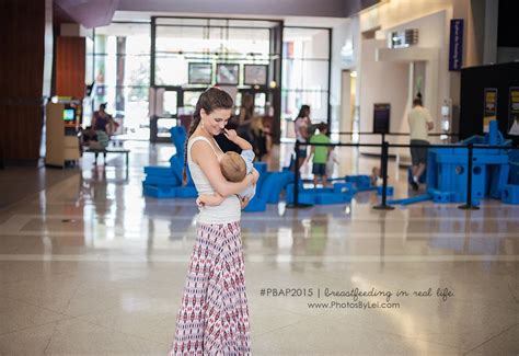 25 Candid Photos That Show Breastfeeding Is Beautiful Wherever You