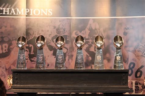 Front Side Of Six Vince Lombardi Trophies The Pittsburgh S Flickr
