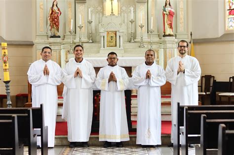 Cinco Seminaristas Ser O Ordenados Di Conos Transit Rios Pelas M Os Do Cardeal Dom Sergio Da