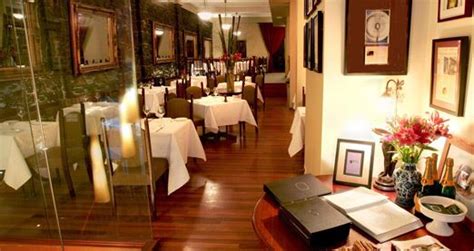 Here are 11 christmas cracker melbourne date ideas that aren't your usual 'let's meet for drinks': Best Gift Certificates. Ultimate Romantic Dinner for Two ...