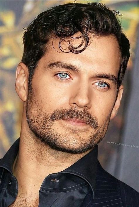 henry cavill most handsome men henry cavill shirtless beautiful men