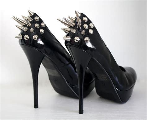 Spiked Heel Patent Leather Pumps Black
