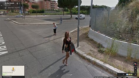 Le Prostitute Di Roma In Posa Per Google Street View Foto