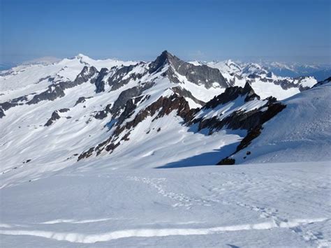 Skiing Quien Sabe Glacier On Sahale Mountain A Mountain Journey