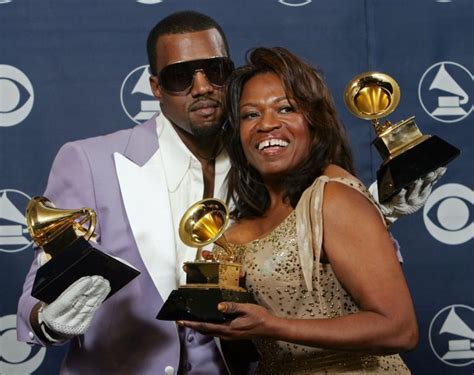 Feb 14, 2016 · [verse: Kanye's nervous breakdown triggered by anniversary of mom ...