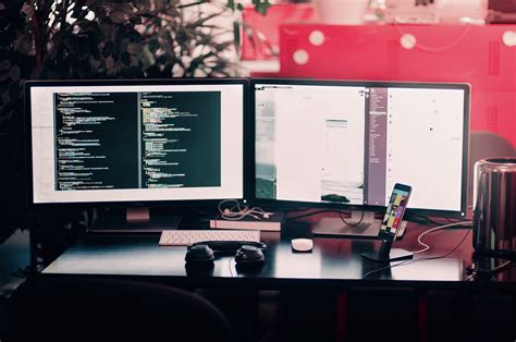 How Dual Monitors Increase Productivity For Software Developers