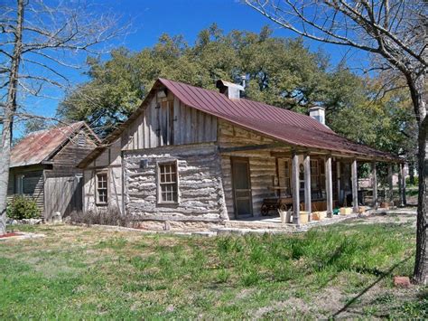 Log Ranch House In Comfort Texas Texas Roadtrip Texas Towns Hill