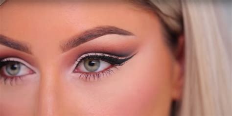 How To Do Cut Crease Eye Makeup For Hooded Eyes Cut