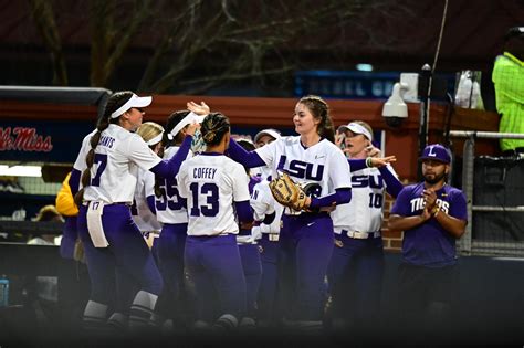 Berzon’s Gem Helps No 15 Lsu Softball Stop Losing Streak Tiger Rag