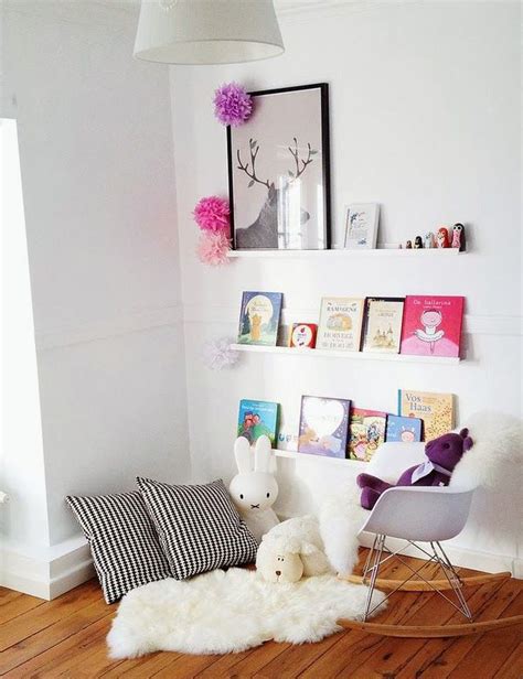 Published by kidsengcollege editorial team on may 7, 2018may 7, 2018. 20 Creative and Cozy Reading Corner for Kids