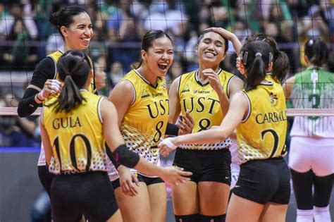 Ust Hands La Salle Its First Loss In Womens Volleyball Abs Cbn News