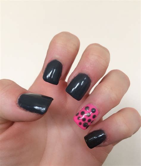 Pin By Nikki Mackenzie On Nails By Nikki Gel Nails Nails Accent Nails