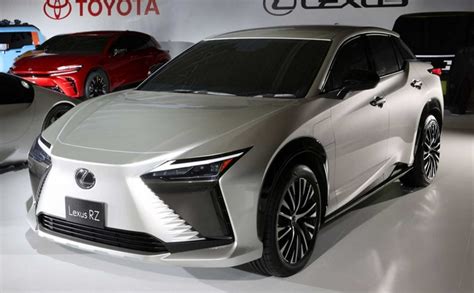 丰田发布全新bev战略 将推出30款bev 新浪汽车