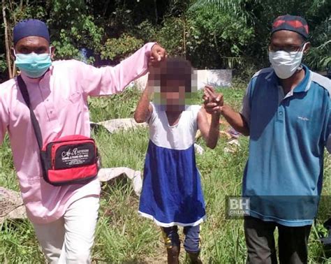14 orang asli in kuala koh have died after an outbreakdue to logging and pollution, many of the bateq people are malnourished, or skin and bones, one. Kematian Orang Asli di Gua Musang tiada kaitan dengan tibi ...