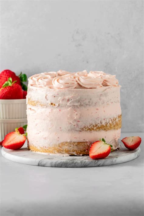 Strawberry Naked Cake Ginger Snaps Baking Affairs