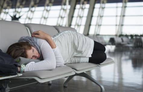Jet Lag Can Be Prevented By Hacking Body Clock With Light New Study Says Canada Journal