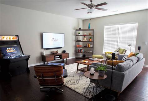 10 Quick And Easy Apartment Decorating Tips For Guys