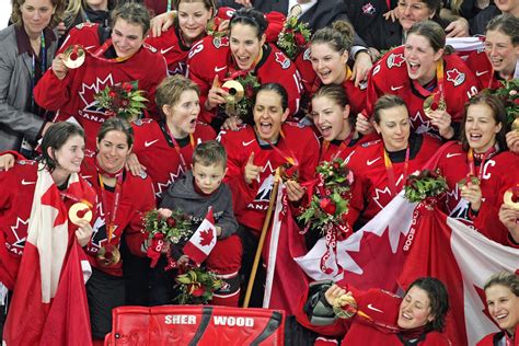 La Formation Olympique De Hockey Féminin Prend Forme Équipe Canada Site Officiel De Léquipe