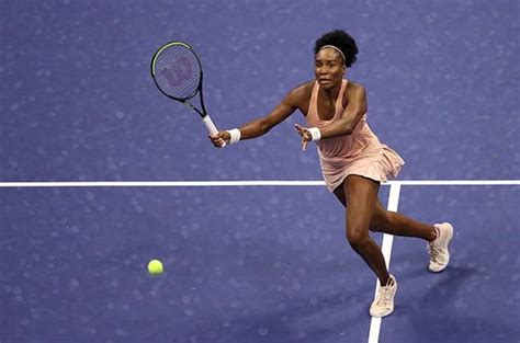Venus Clijsters Fall As Seeds March On