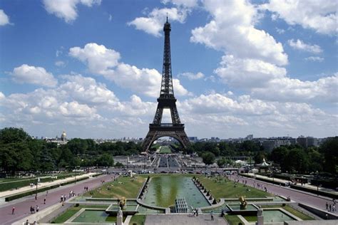 Paris The Famous Beautiful City Nows Around The World