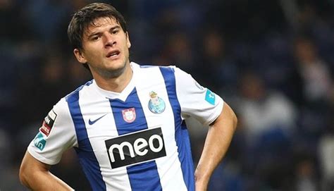 Mas já estava com saudades. Kayserispor'da transferde Cristian Sapunaru ile anlaşma