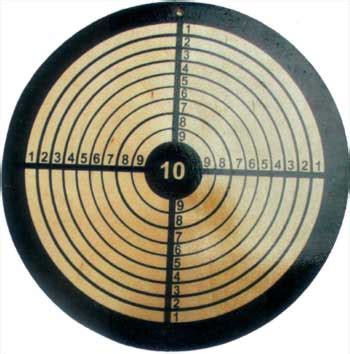 Gestalte mit diesen kostenlosen vorlagen schnell und einfach einladungen, gutscheine, schilder und glückwunschkarten zum selbstausdrucken. Zielscheibe in Spielzeug für draußen