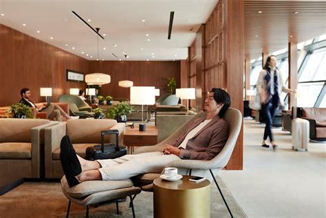 Relax And Unwind At These 6 Luxurious Airport Lounges Across Asia
