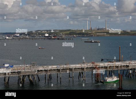 Jetty Construction South Hook Lng Milford Haven Pembrokeshire Wales Uk