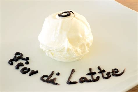 Fior di Latte Eis Speise- Eis Spezialität