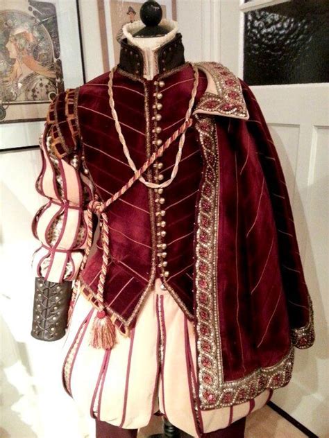 Historical Male Costumes Renaissance Fashion 16th Century Fashion